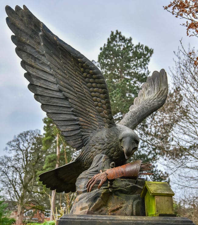 New Year Makeover For Iconic Eagle Monument