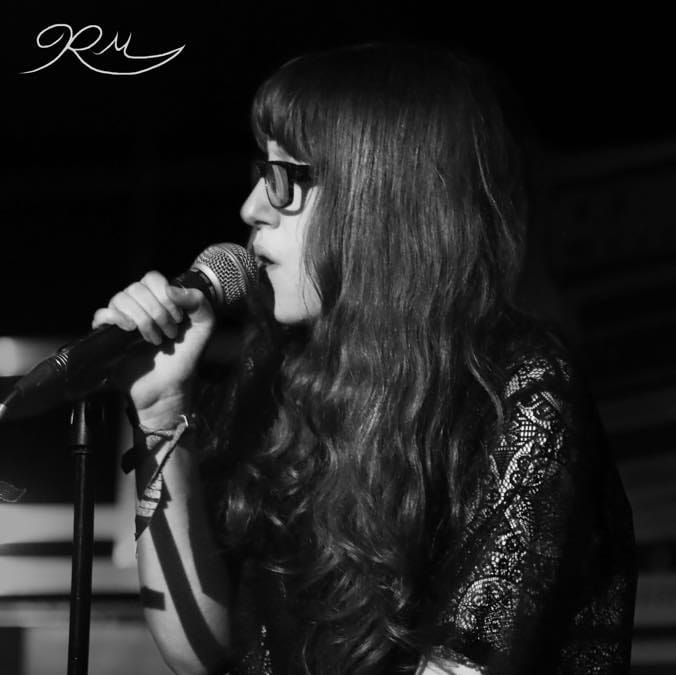 Kira Scott to perform Live in our showroom