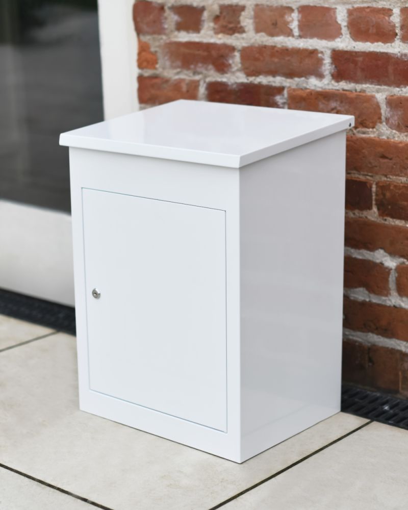 Deluxe Classic White Steel Parcel Box