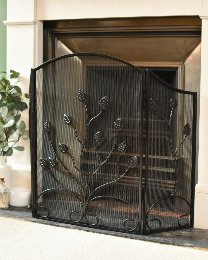 Leaf Design Three Fold Fire Guard