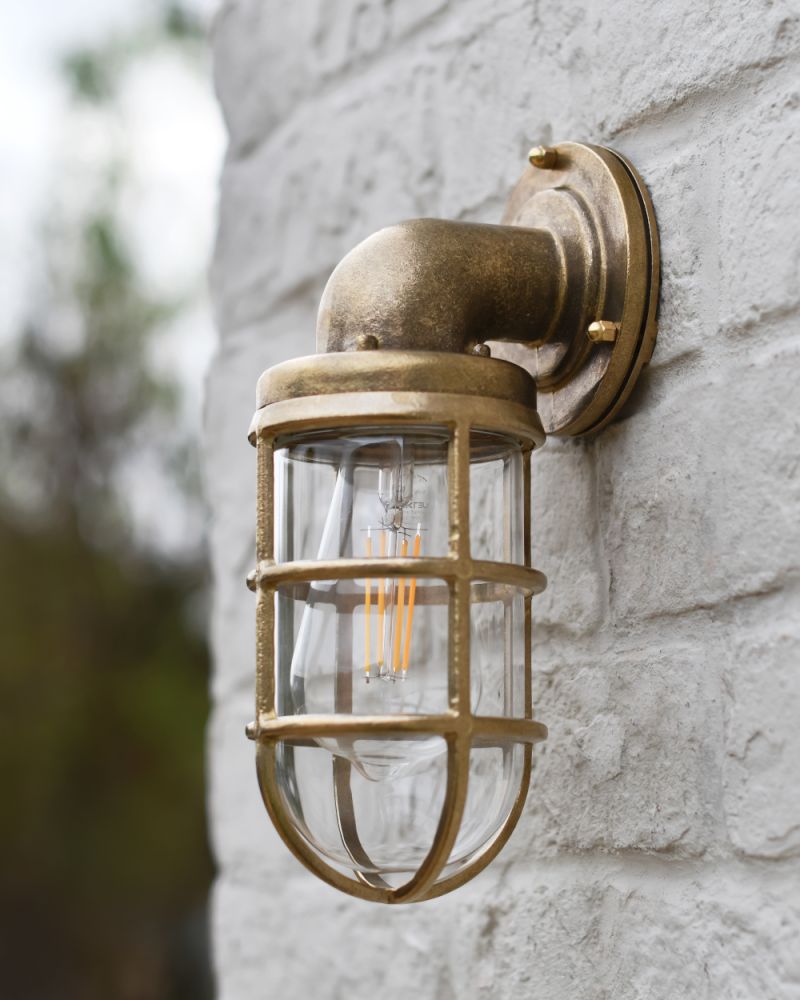 Solid Antique Brass Traditional Nautical Wall Light