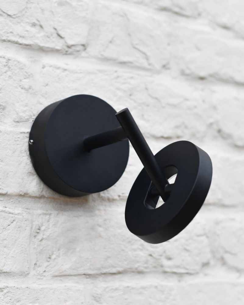Adjustable Garden Wall Light