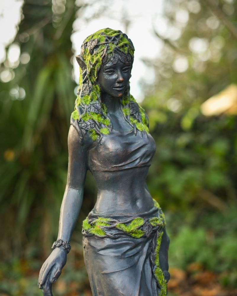 Aged Verdigris 'Elleth' The Resin Elf Garden Sculpture Details