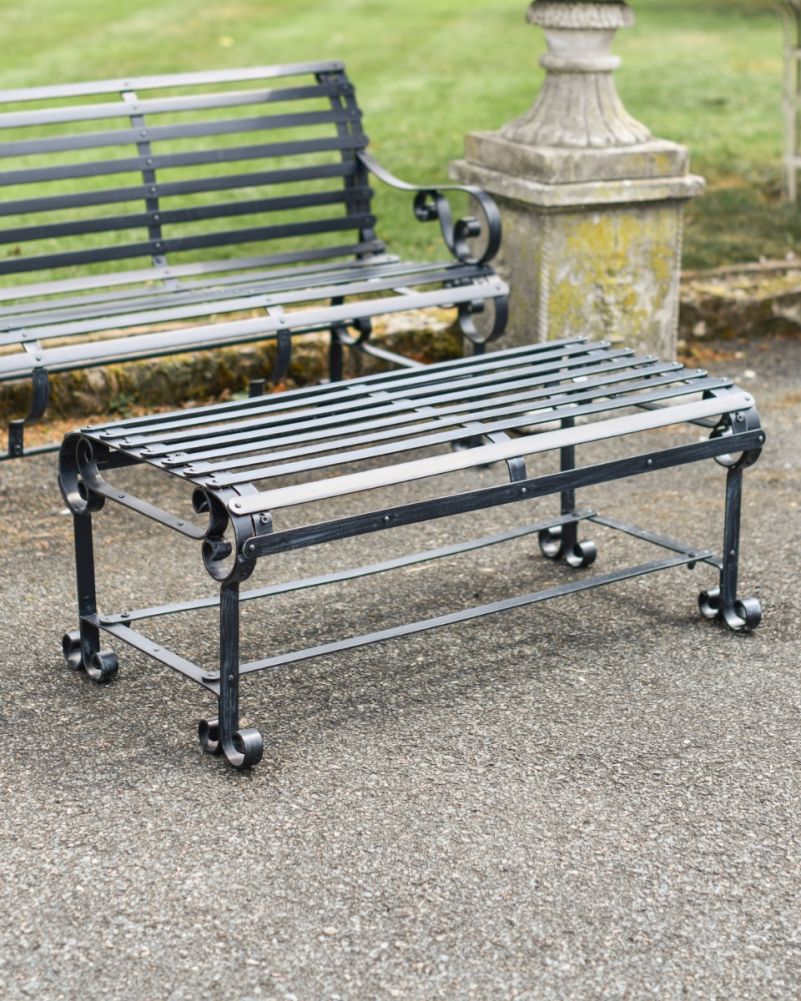 Antique Black Robust 'Chatham' Park Table