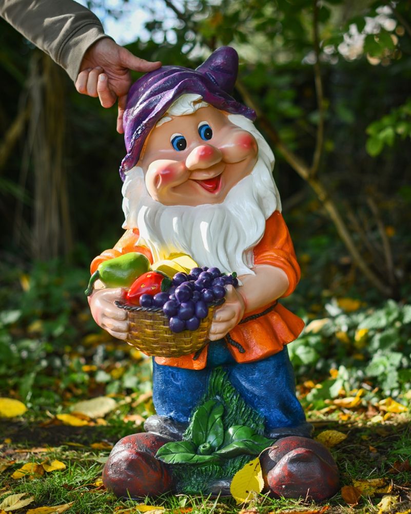 'Aurelius' The Fibreglass Garden Gnome Scale