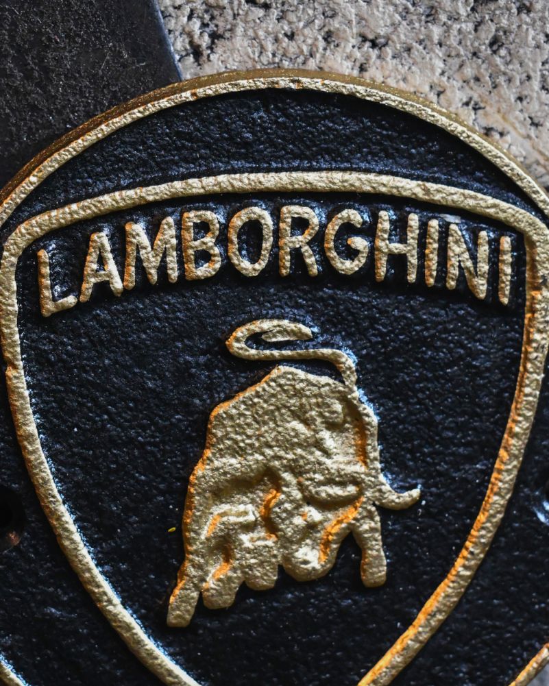 Automobili Lamborghini Cast Iron Automobilia Sign Close Up