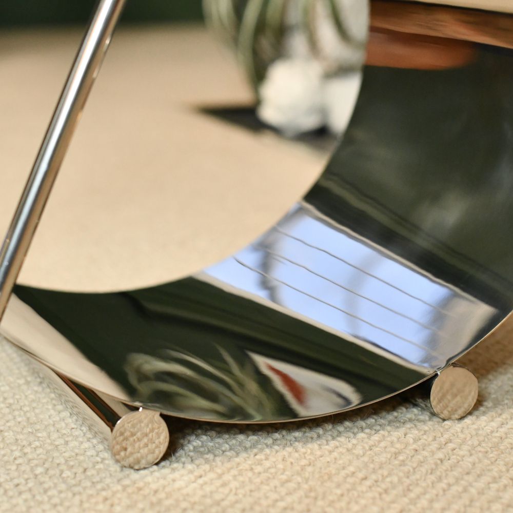 Close Up Of The Finish On The Art Deco Log Holder