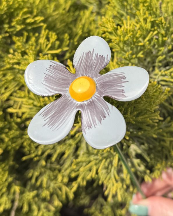 Beige Mini Steel Forget Me Not Close