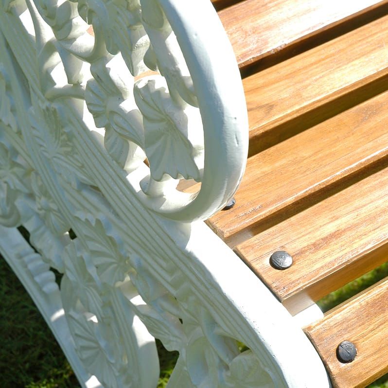 'Belgravia' Two Seater Bench - Close up of detail 