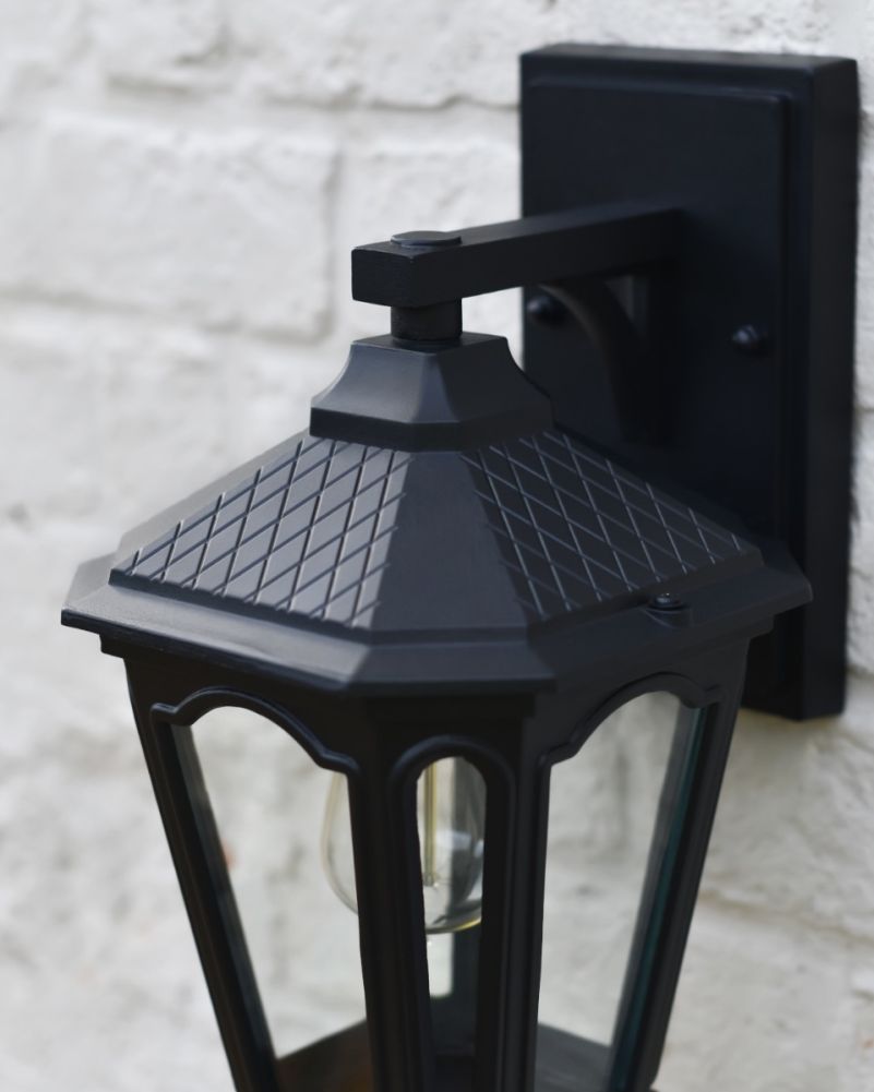 Black Victorian Aluminium Wall Lantern 