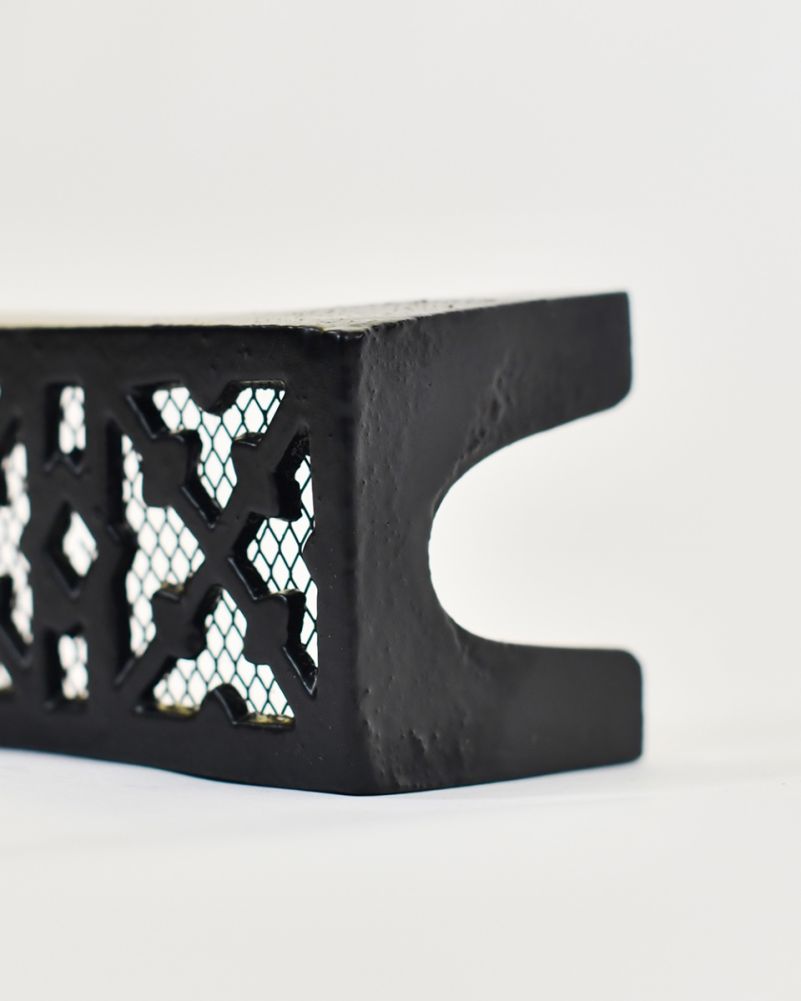 'Briarwood' Black Cast Iron Air Brick Side On