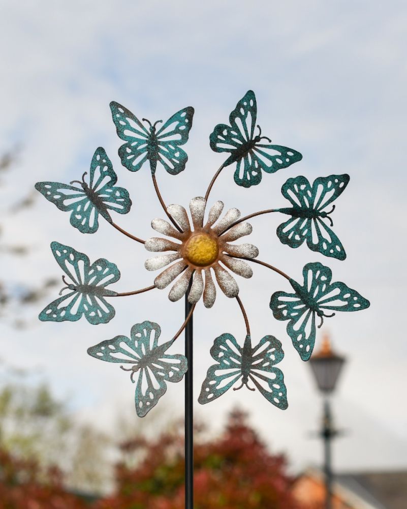 Butterfly & Flower Garden Spinner Close Up
