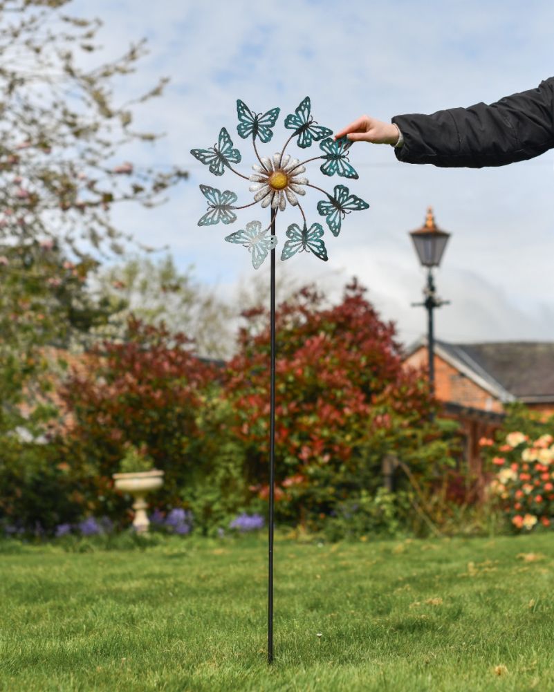 Butterfly & Flower Garden Spinner Scale