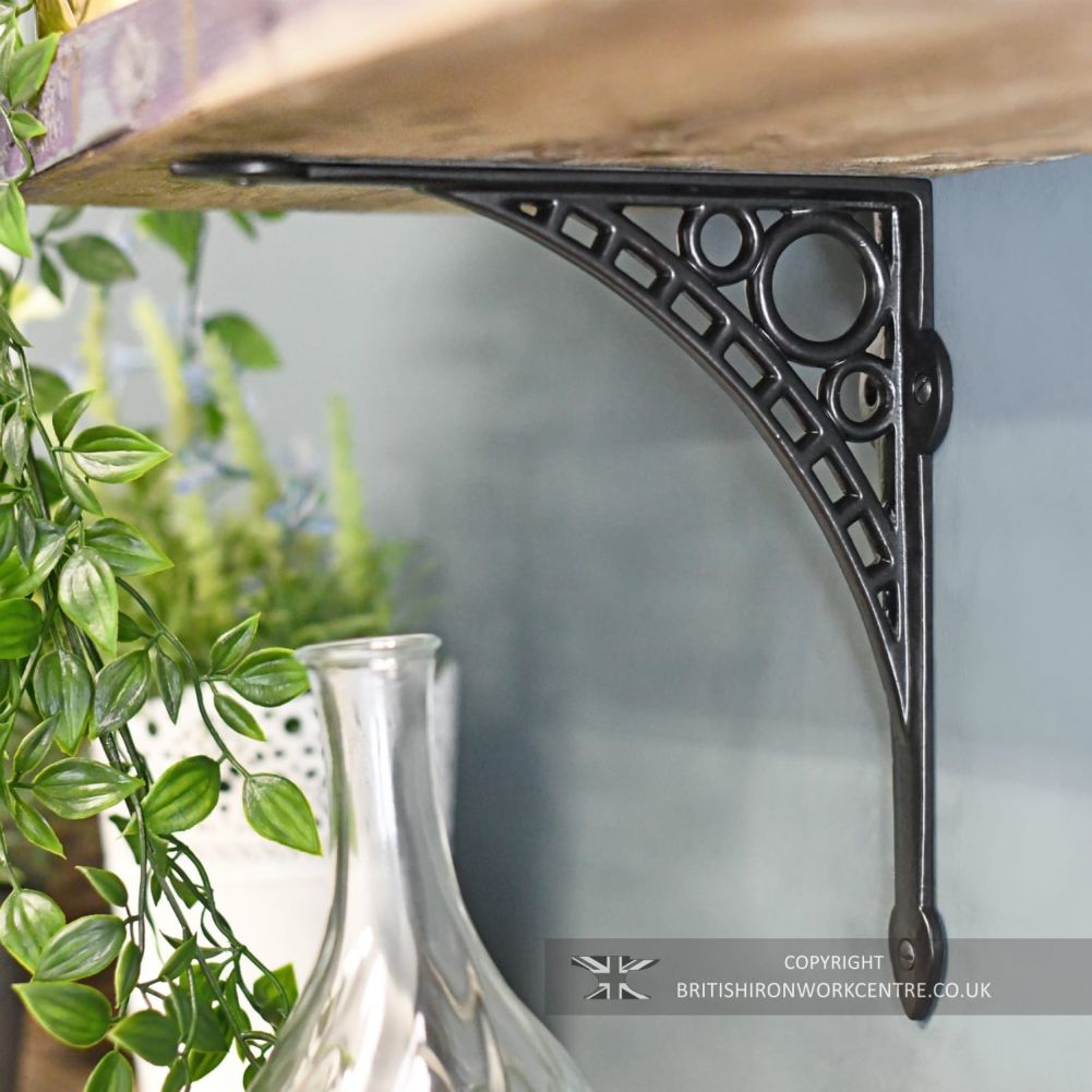 Black Cast Iron Iron Bridge Bracket - 22 x 22cm