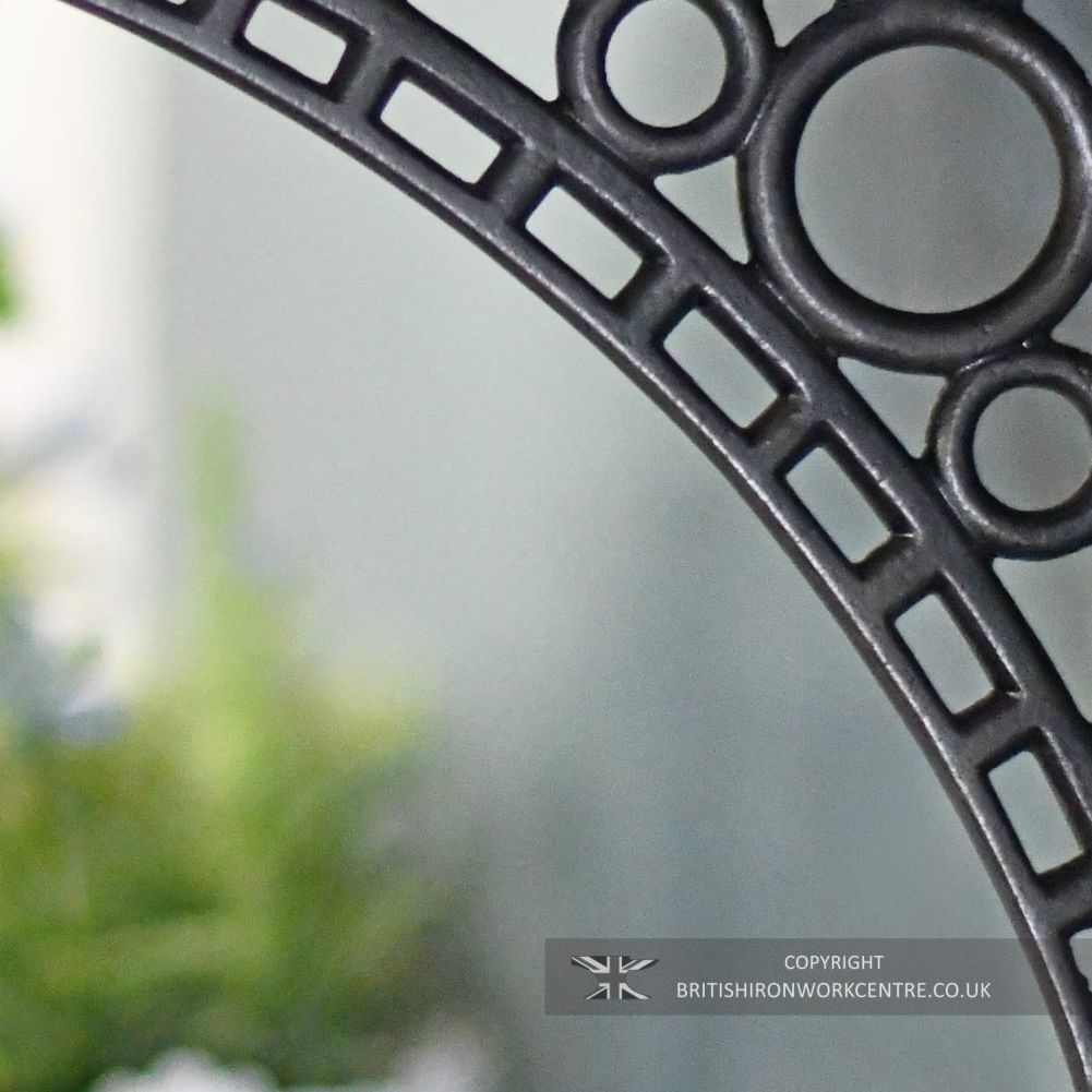Natural Cast Iron Iron Bridge Bracket - 22 x 22cm
