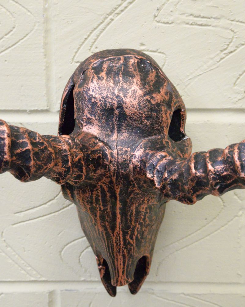 Details On The Cast Aluminium Copper Skull Home Ornament