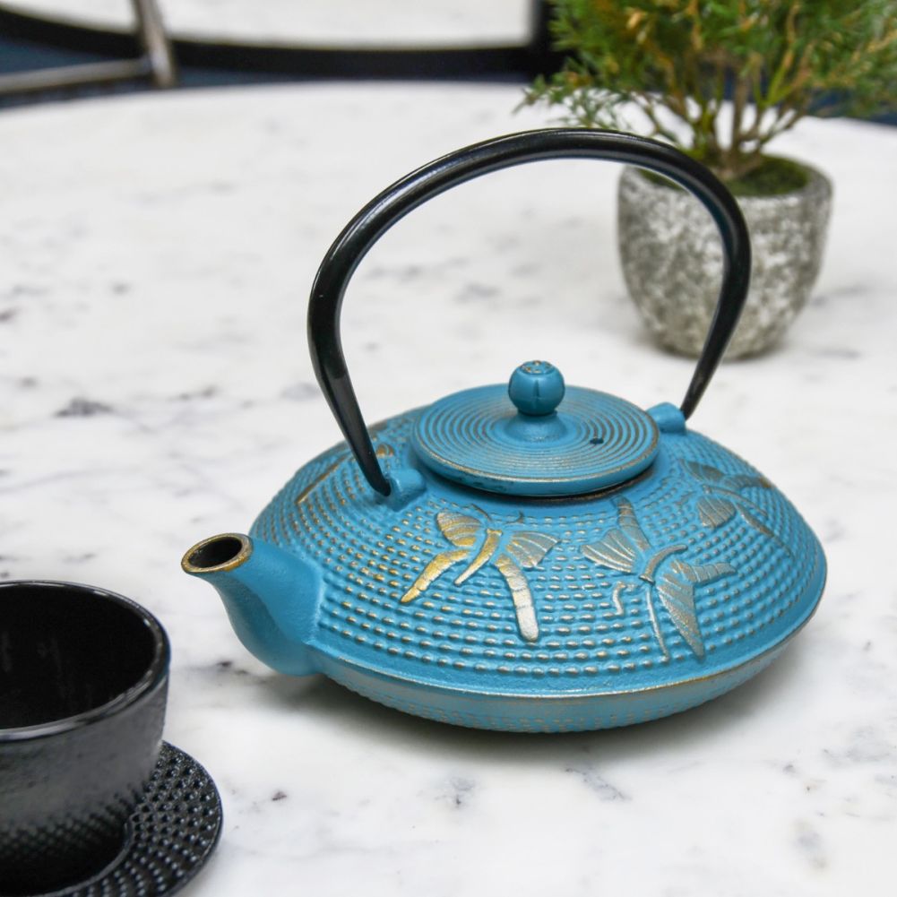 Cast Iron Cyan Japanese Teapot In Situ
