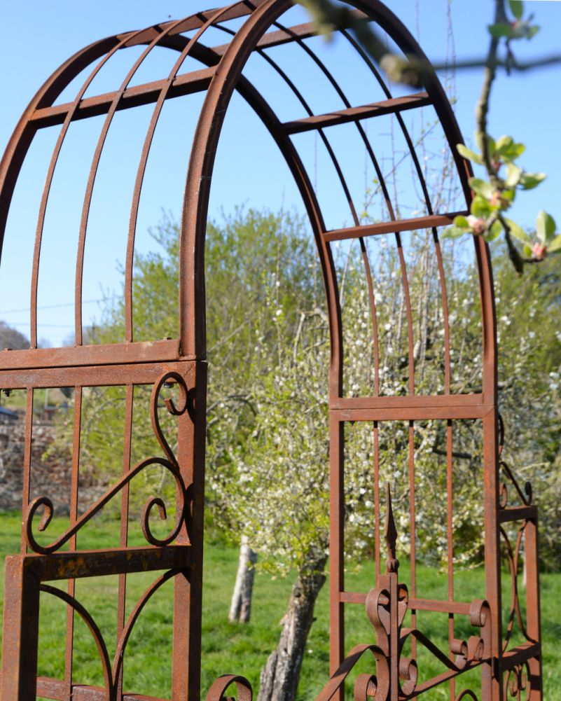 Gothic Style Rustic Rose Arch 