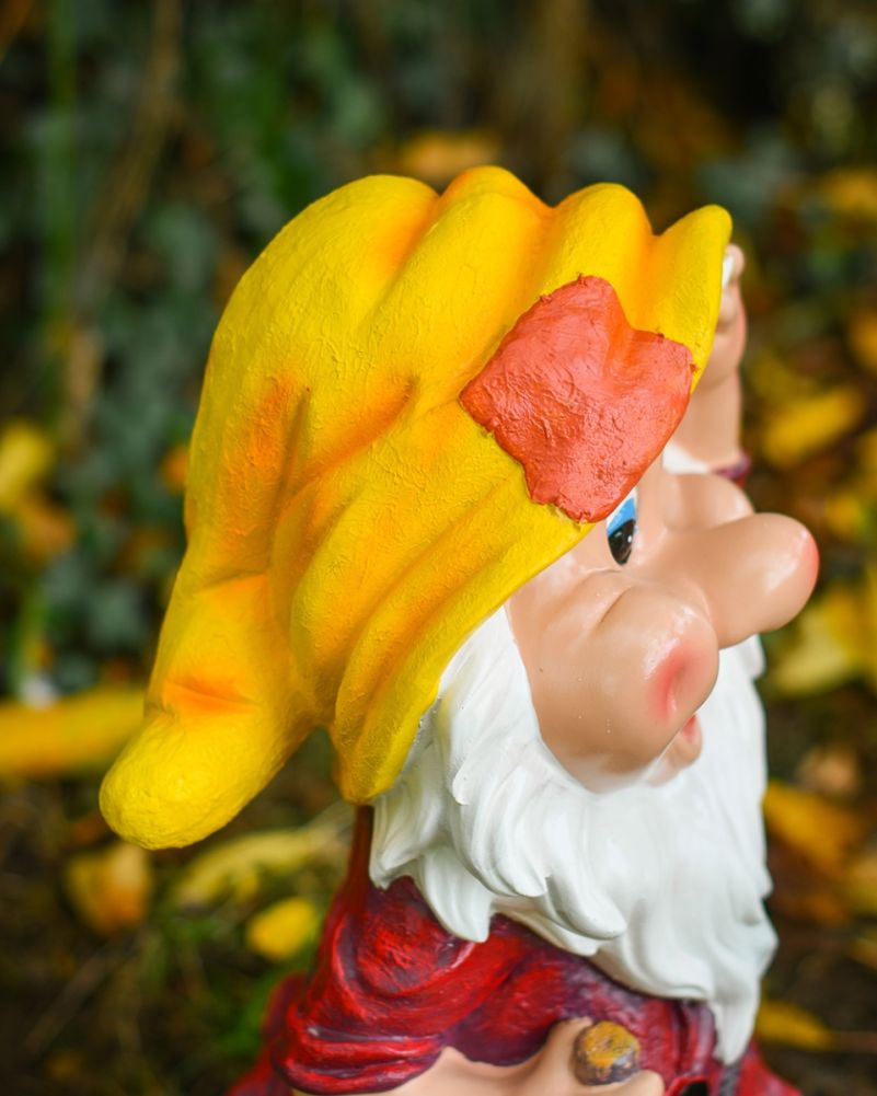 'Cobble' The Fibreglass Garden Gnome Details