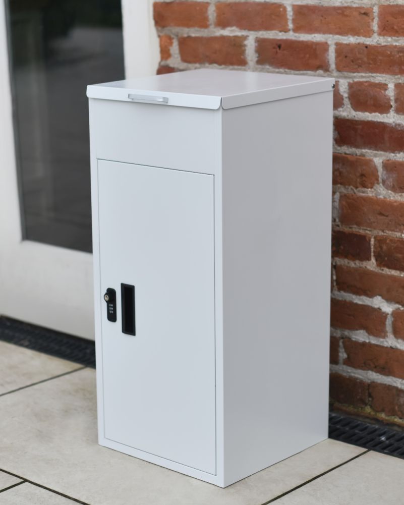 Contemporary White 'Atlow' Parcel Box