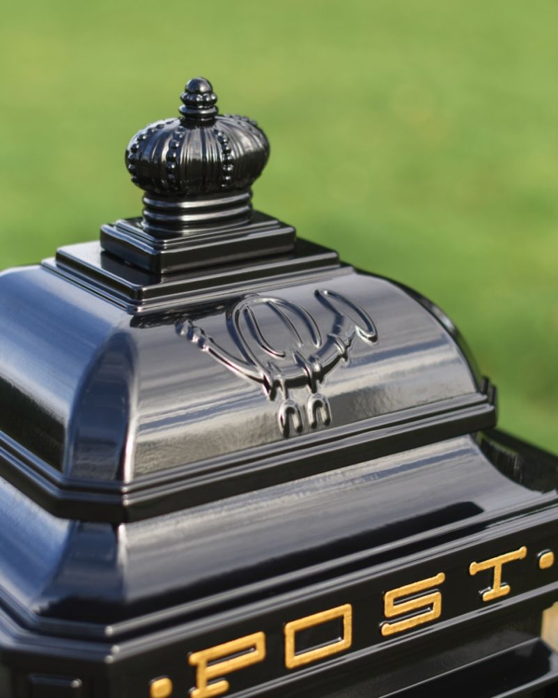 “Raventree” Deluxe Black Camden Free Standing Post Box Topper