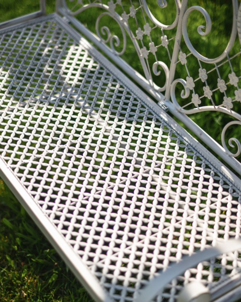 Close Up Of Deluxe 