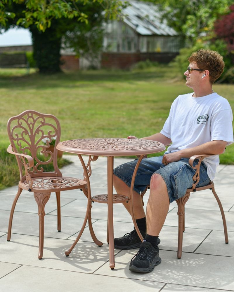 Deluxe 'Isabella' Outdoor Two Seater Bistro Set In Antique Pink To Scale