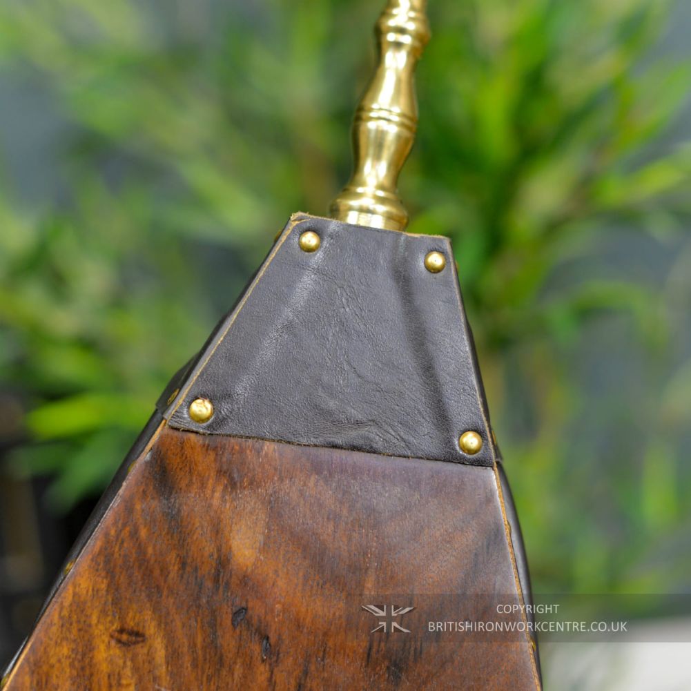 “Watson House” Traditional Wooden Fireplace Bellows