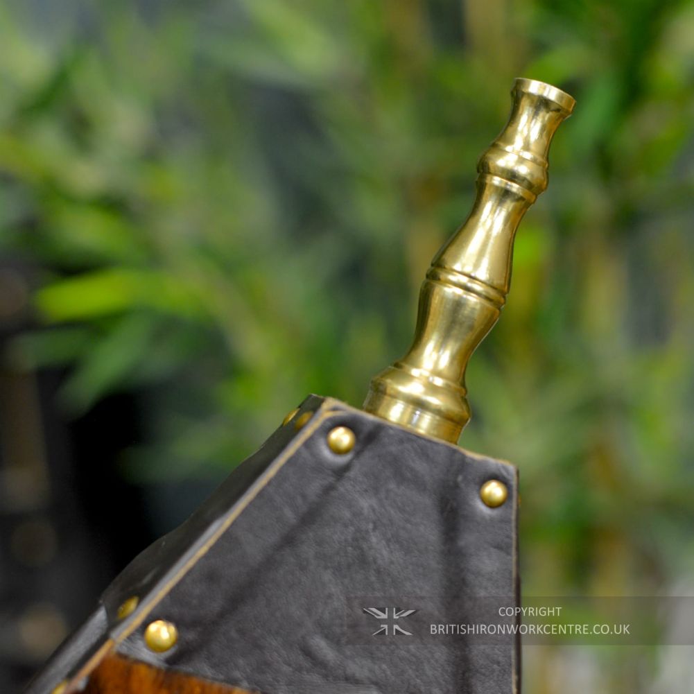 “Watson House” Traditional Wooden Fireplace Bellows