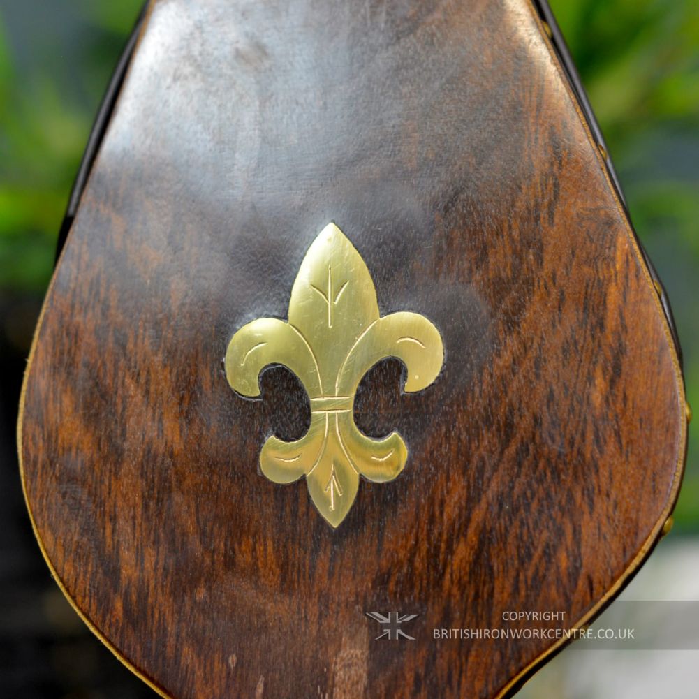 “Watson House” Traditional Wooden Fireplace Bellows