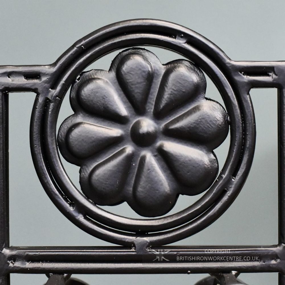 Elegant Black Iron Companion Set 62cm close up on detailing 