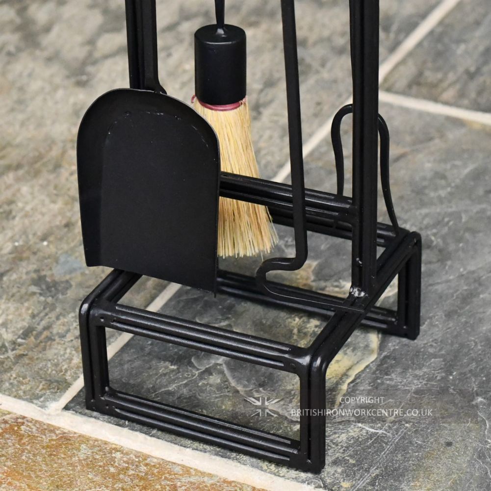 Elegant Black Iron Companion Set 62cm close up on the tools