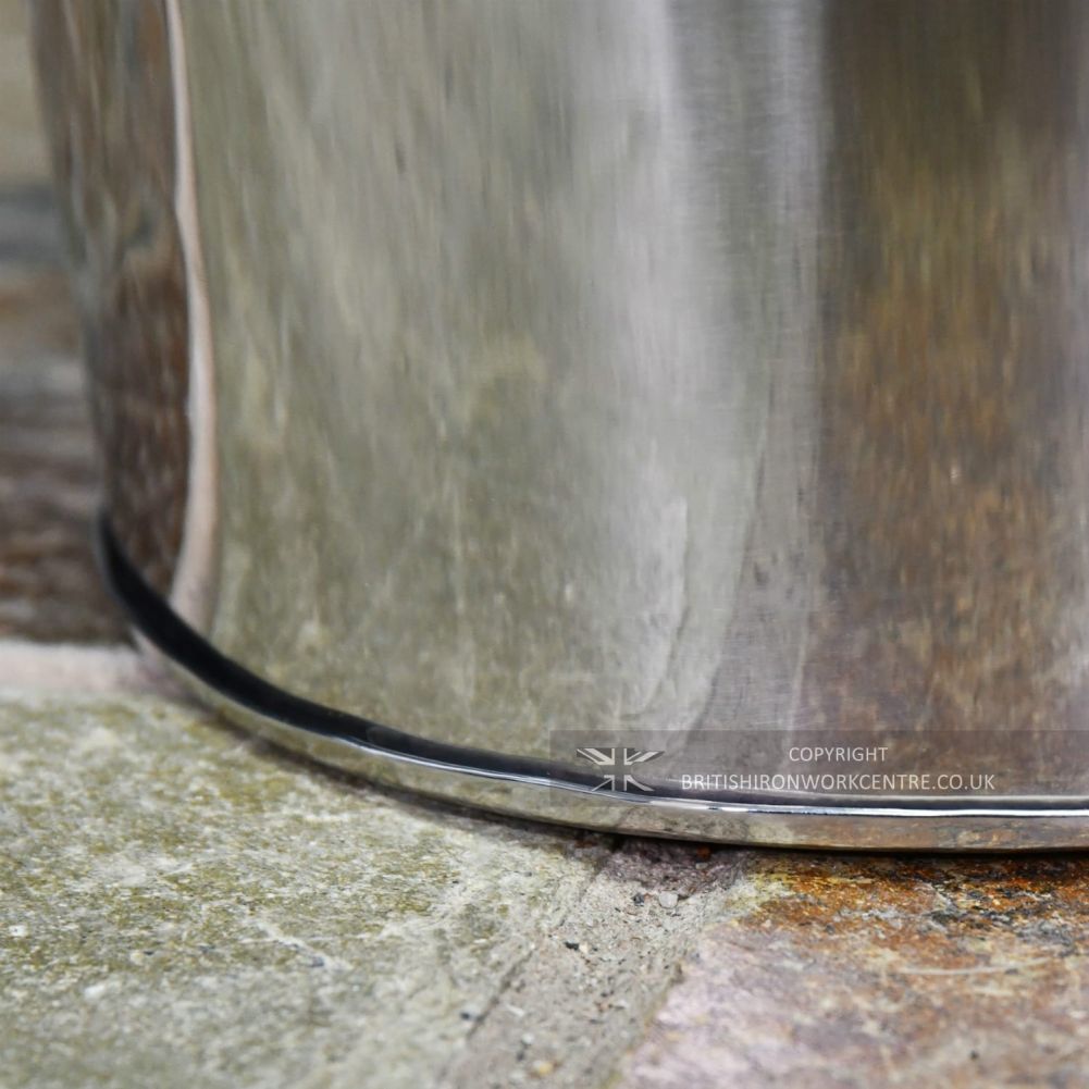 20cm Contemporary Stainless Steel Ash Bucket With Lid