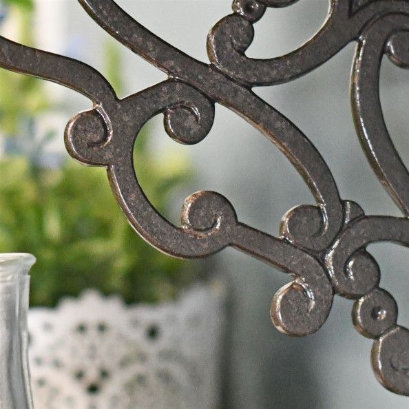 Floral Art Nouveau Iron Bracket-Natural Iron Close Up
