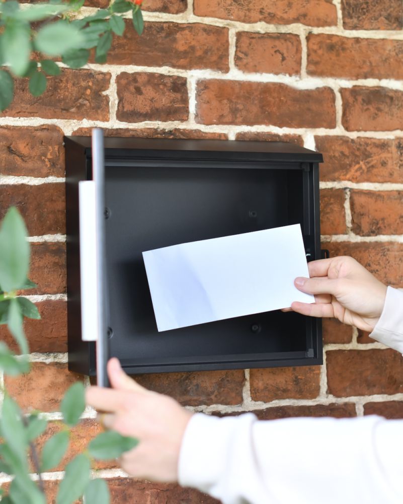 Lockable Post Door On Post Box 