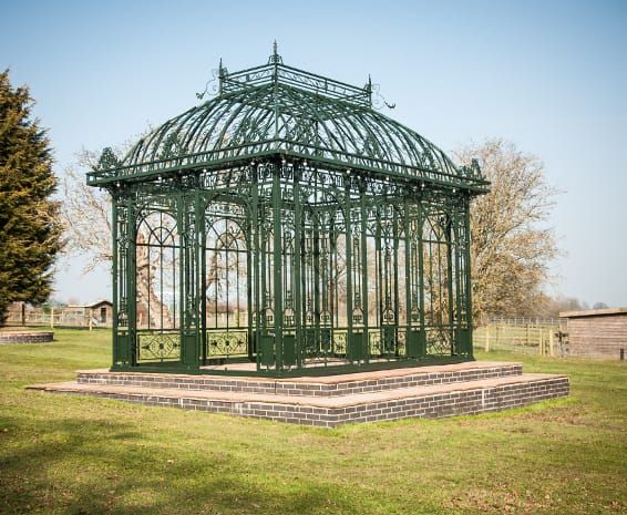 'Hanslow Gardens' Large Green Garden Gazebo