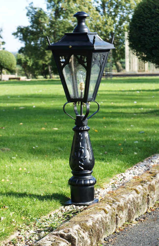 Gothic Garden Patio Driveway Lighting