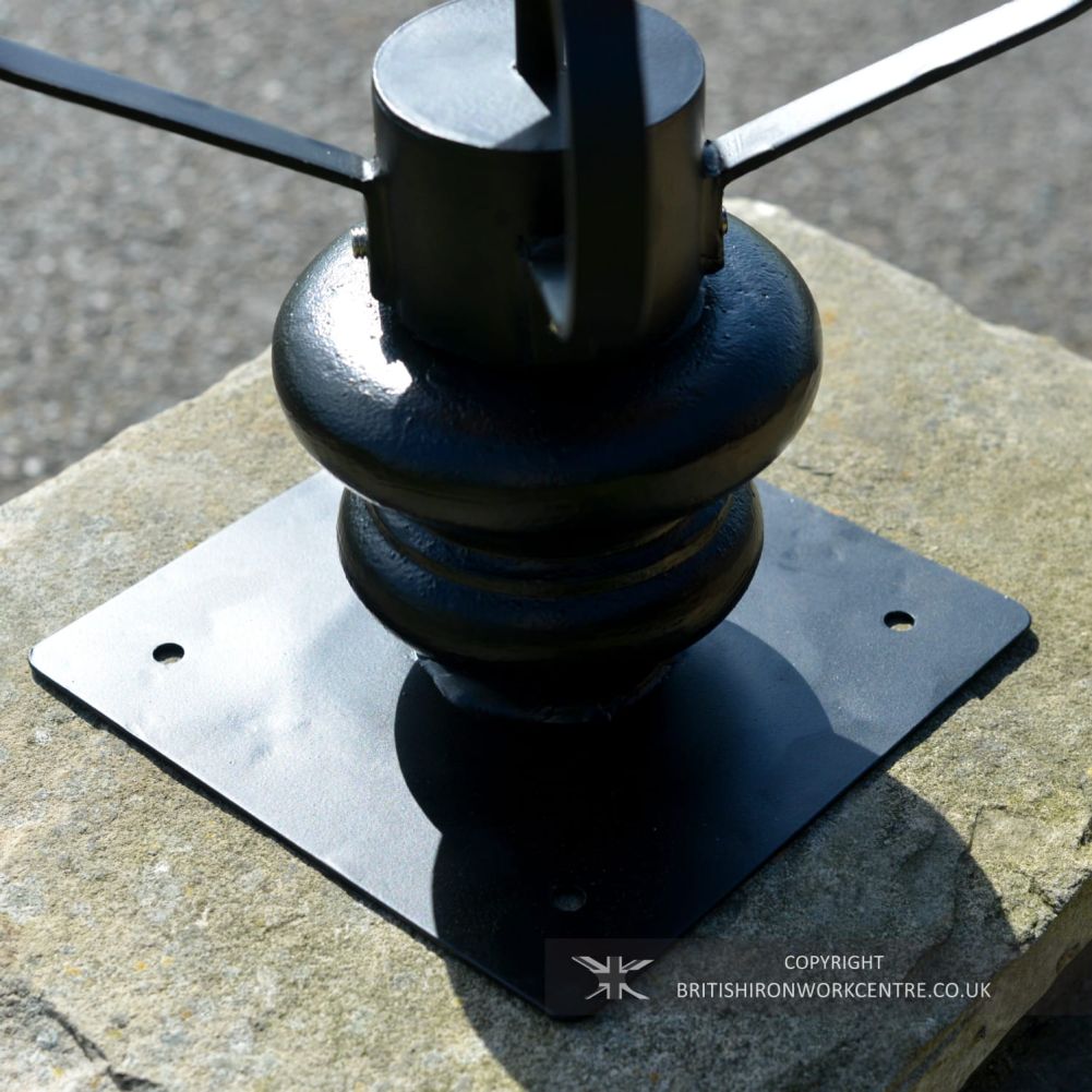 Traditional Black Victorian Pillar Lantern Set - 102cm - Mounting Plate