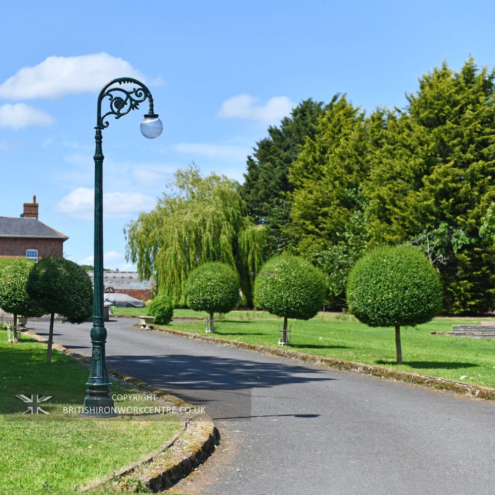 Deluxe Forest Green Ornate Cast Iron Globe Lamp Post - 3m