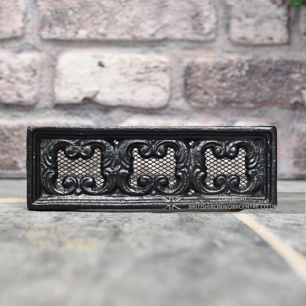 Traditional Black Cast Iron Decorative Air Brick 9