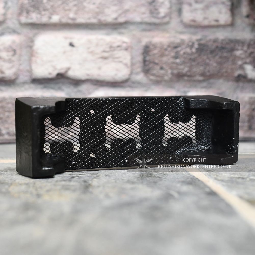 Traditional Black Cast Iron Decorative Air Brick 9