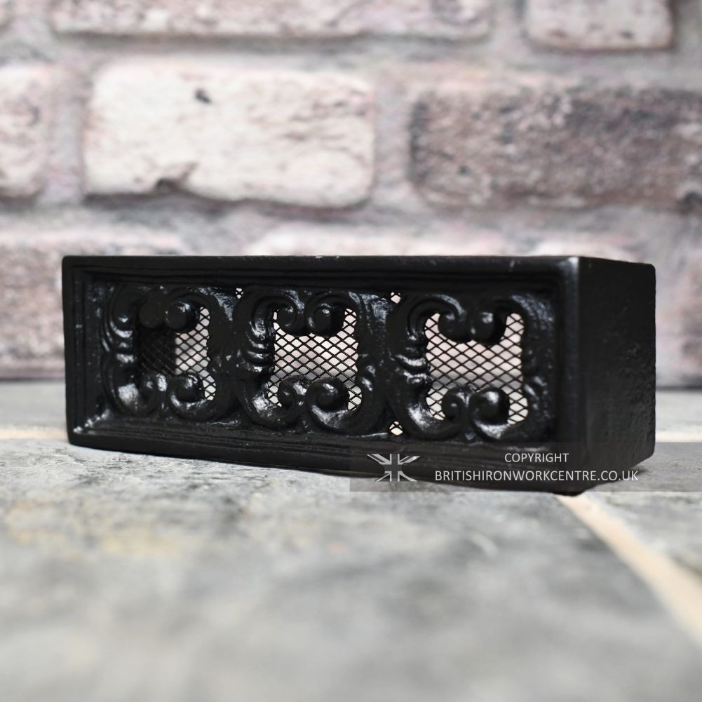 Traditional Black Cast Iron Decorative Air Brick 9