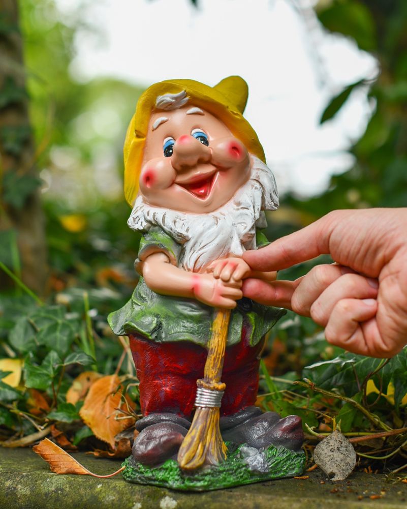 'Norrin' The Fibreglass Garden Gnome Scale