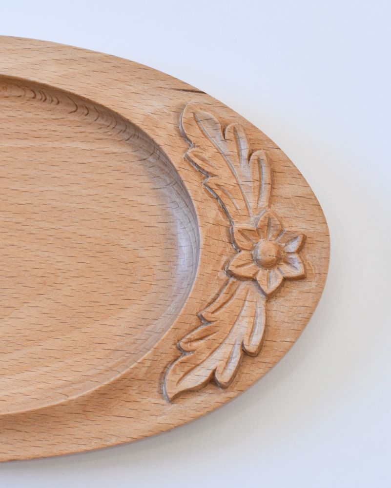 Ornate Beechwood Tray - Leafy Bloom Close Up