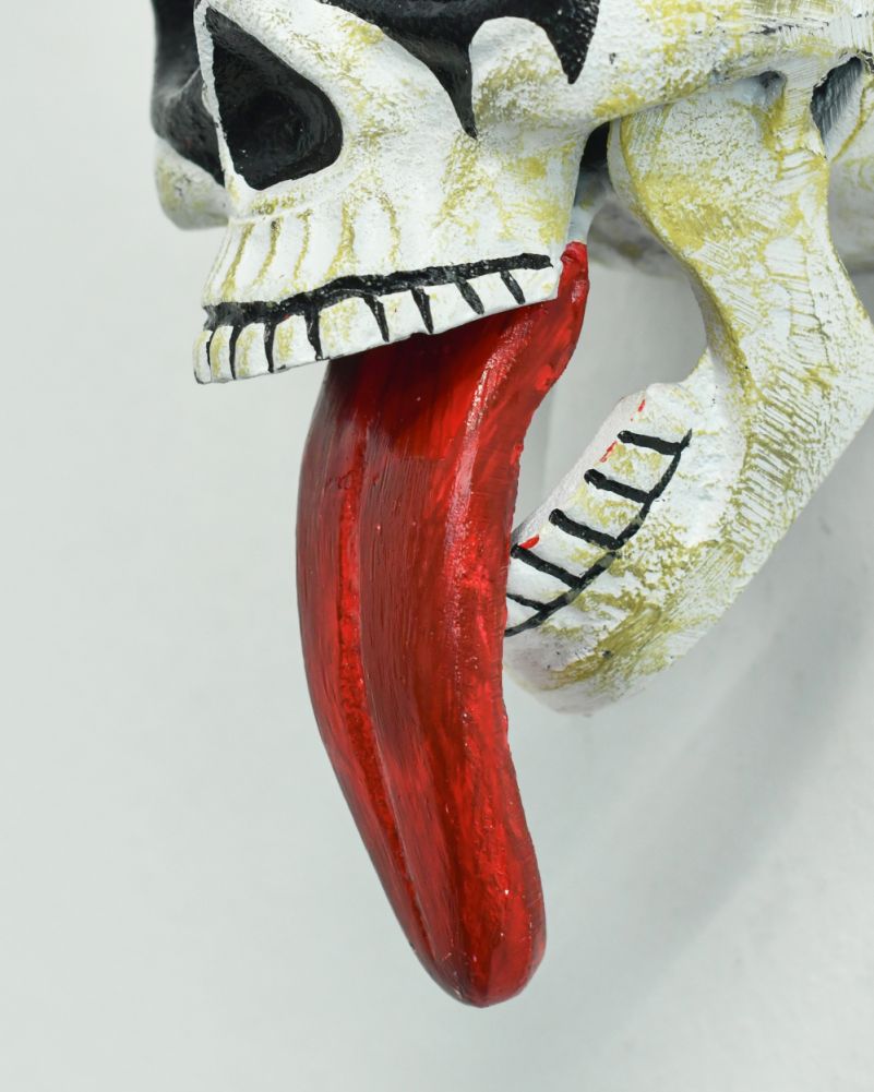 Close Up Of The Tounge From The Rocker Skull