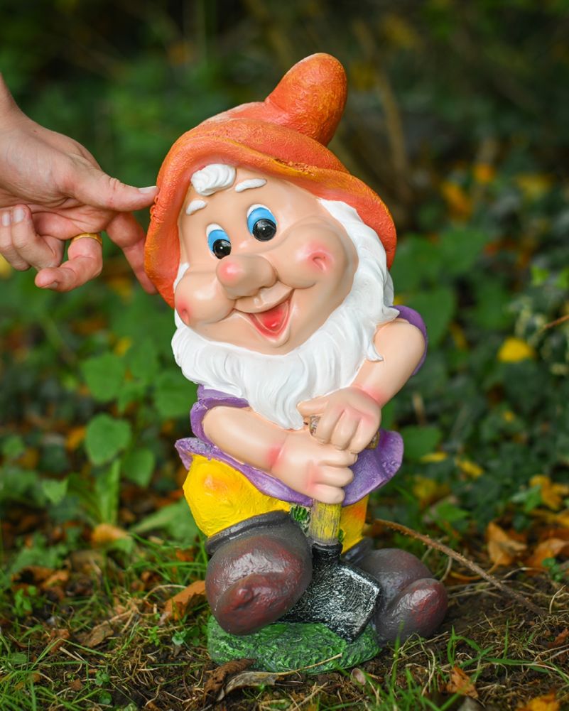 'Pock' The Fibreglass Garden Gnome To Scale