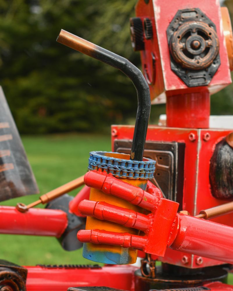 Recycled Metal Parts 'Tales Of The Tin' Man Selfie Bench Details