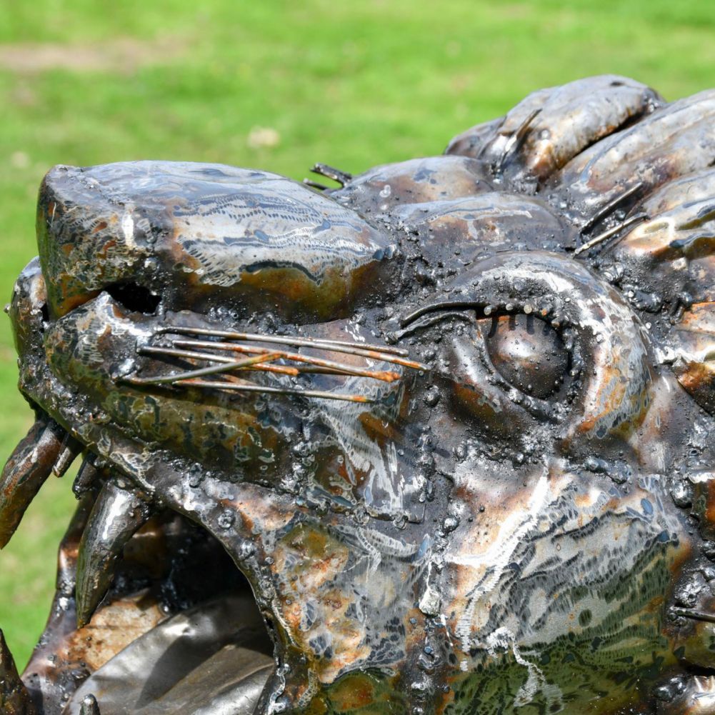 Recycled Metal Roaring Lion Sculpture Eyes