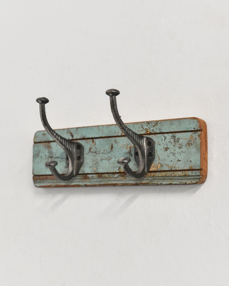 Recycled Wood & Iron Coat Hooks - 2 Details