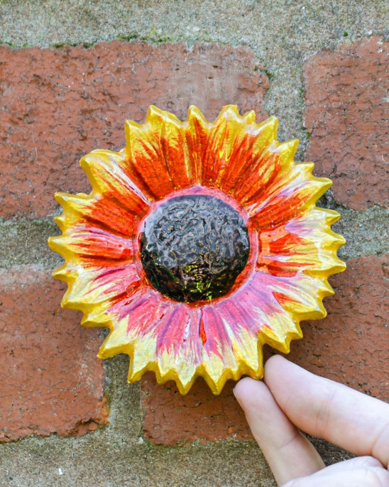 Red Ornate Aluminium Sunflower Garden Art To Scale